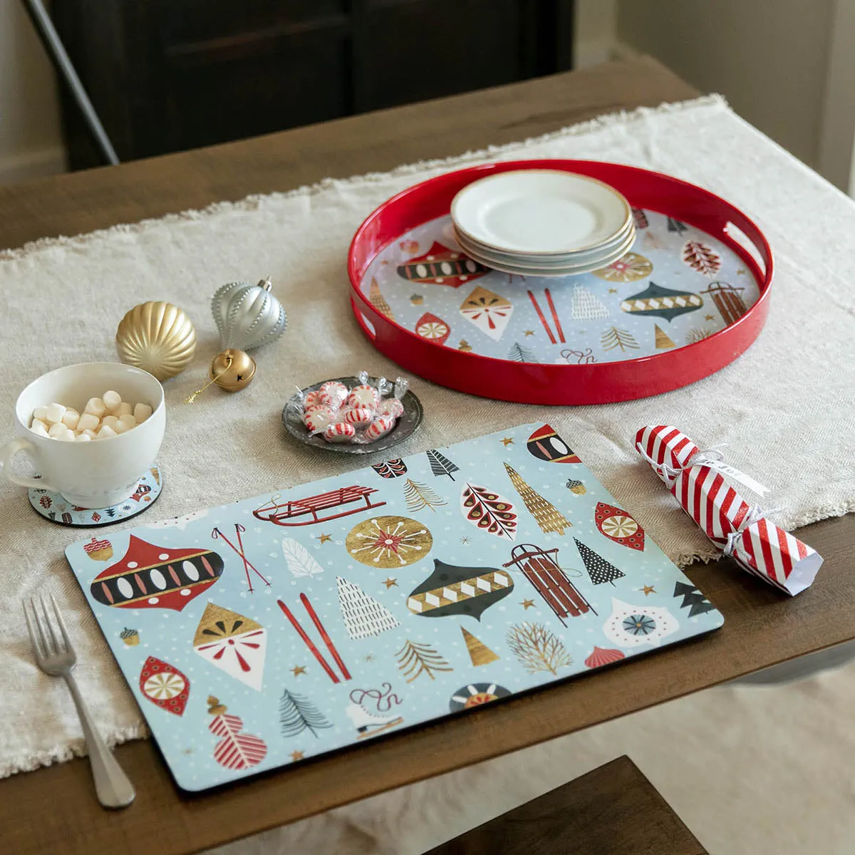 Alpine Getaway 15" Round Tray