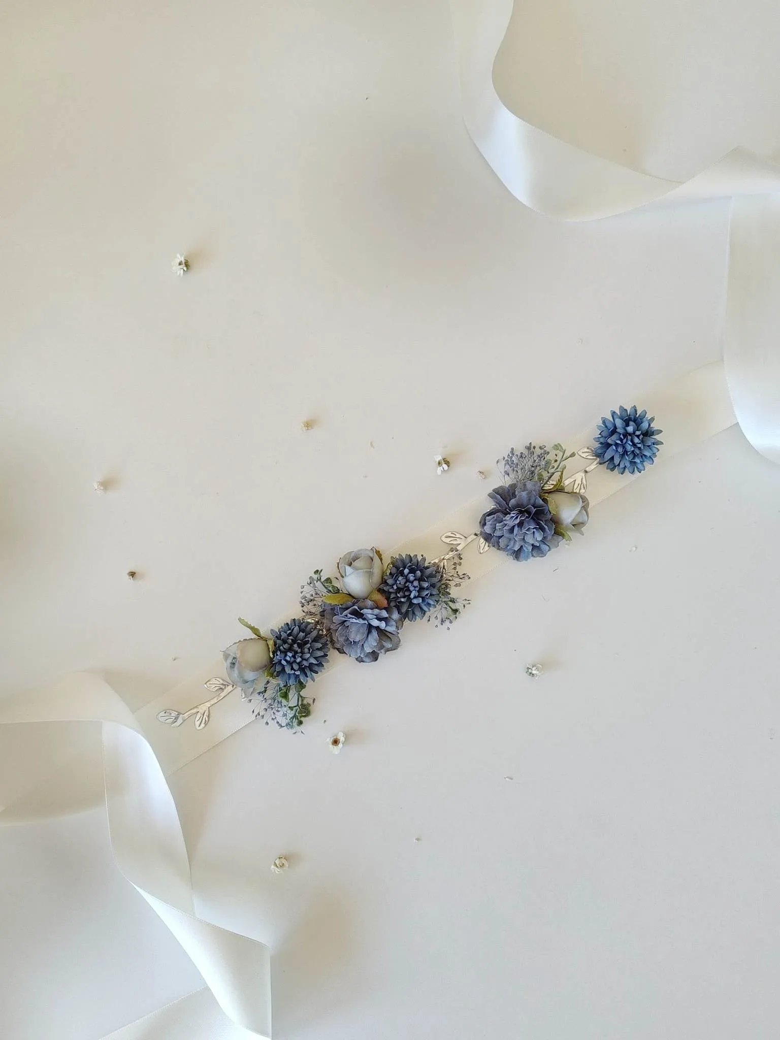 Blue vintage flower belt