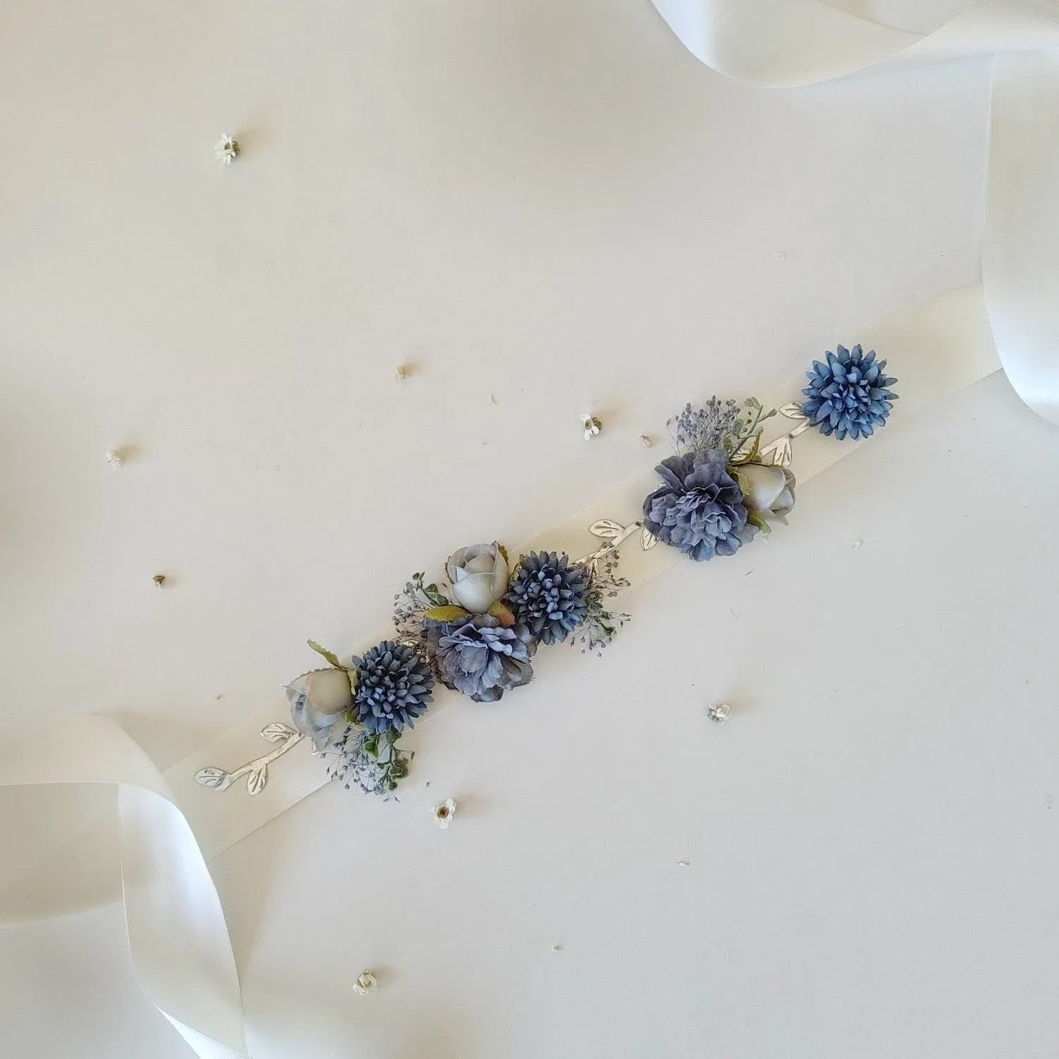 Blue vintage flower belt