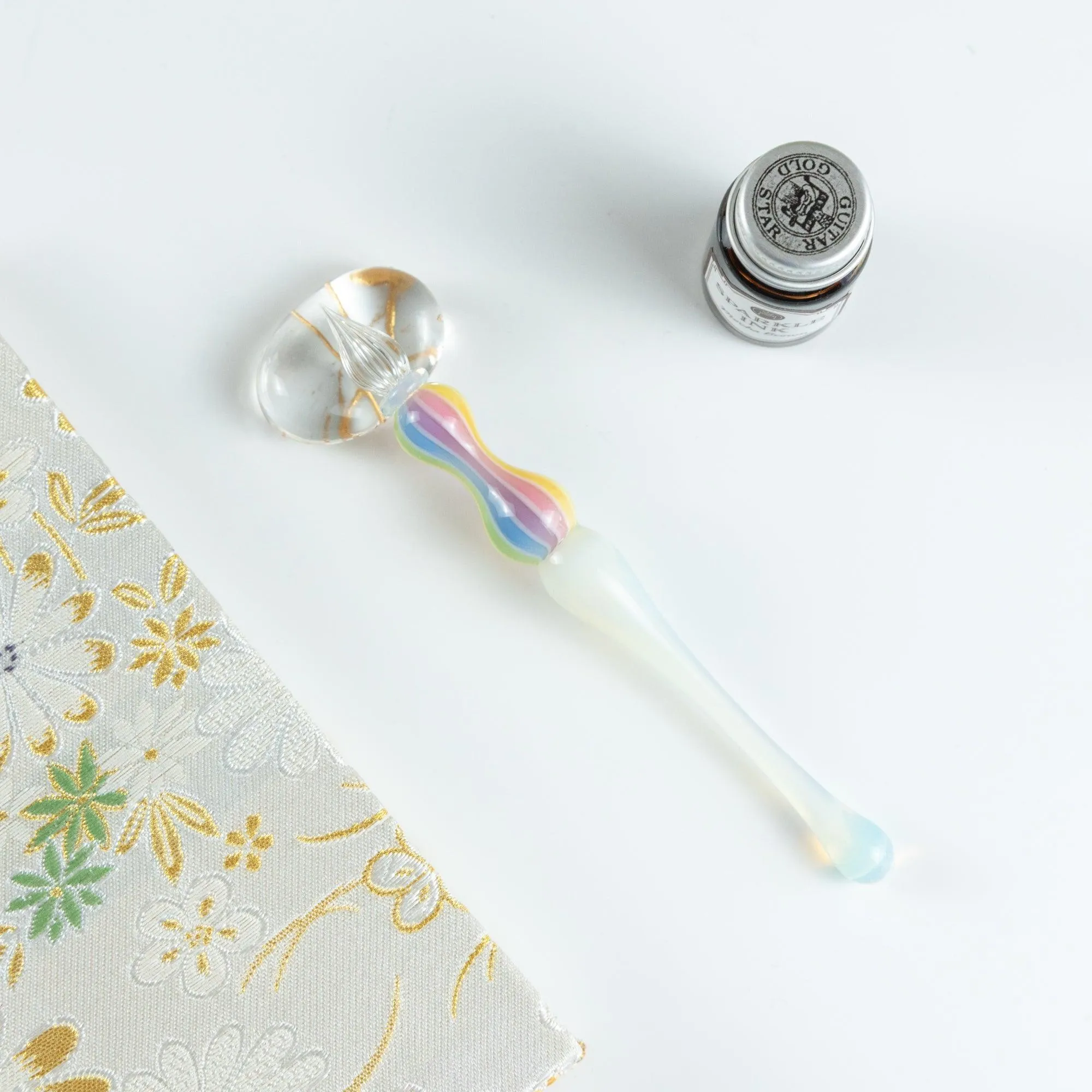 Dreamy Rainbow Balloon Glass Dip Pen | White