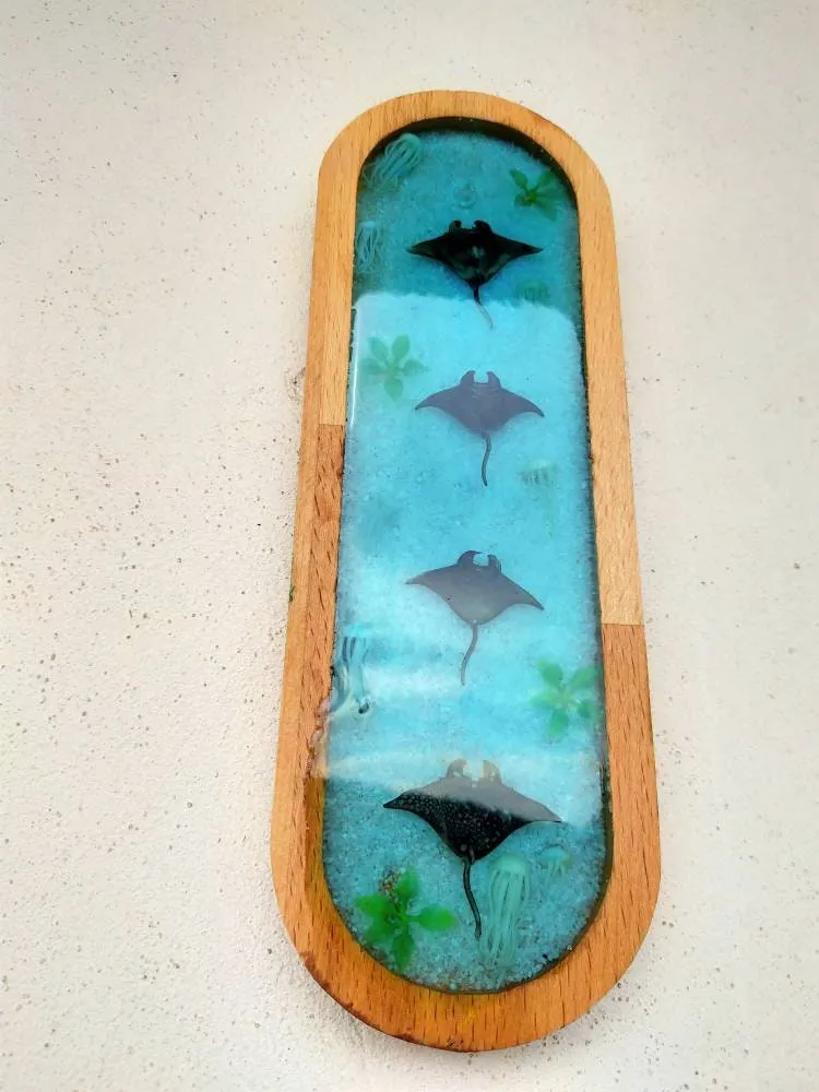 Explore the Beauty of Mantas in Resin | Oceanic Sculptures