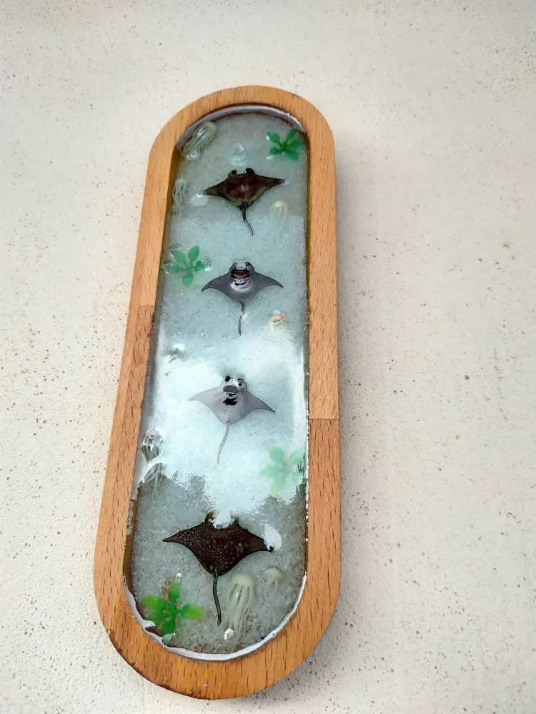 Explore the Beauty of Mantas in Resin | Oceanic Sculptures