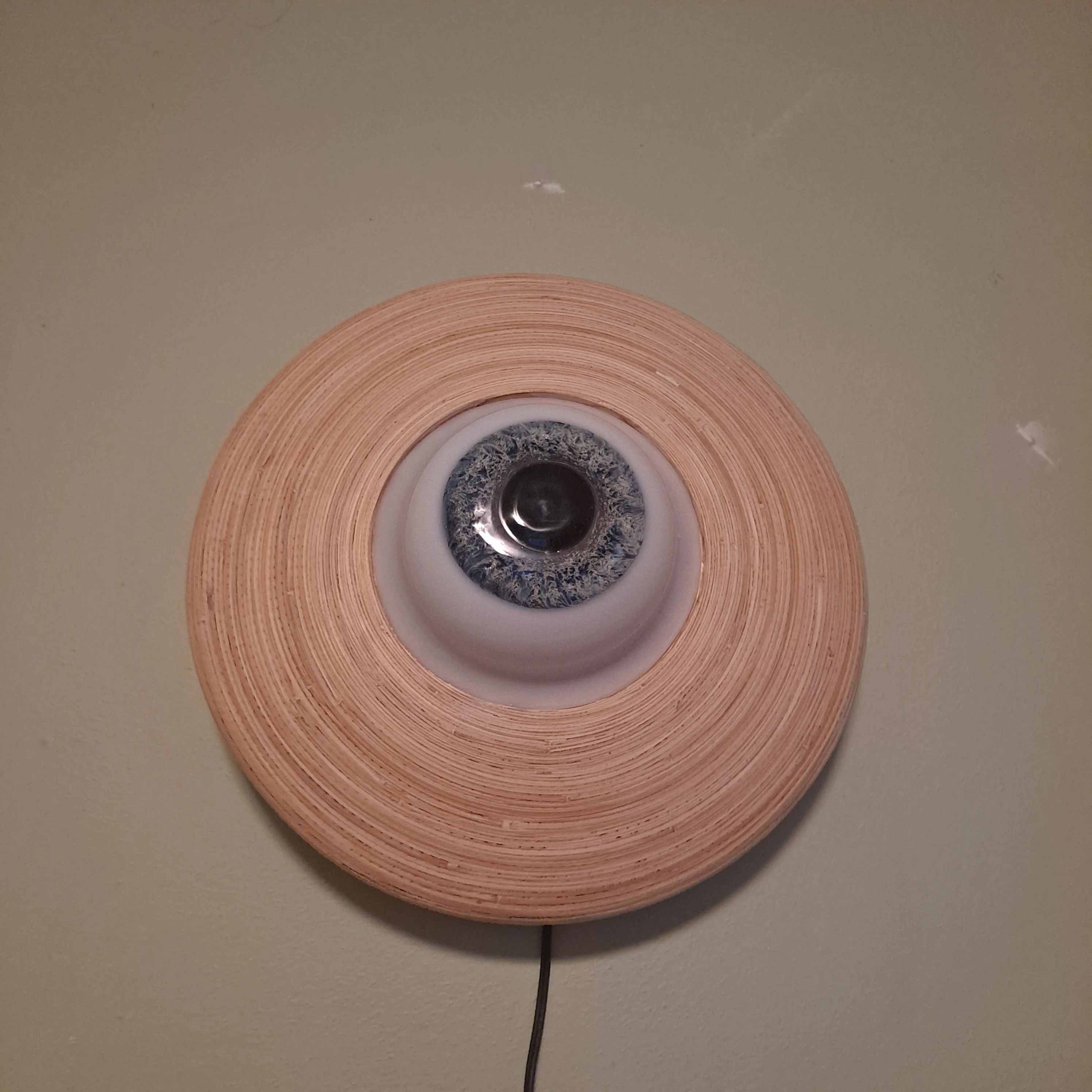 Eyeball Lamp, Limited Edition