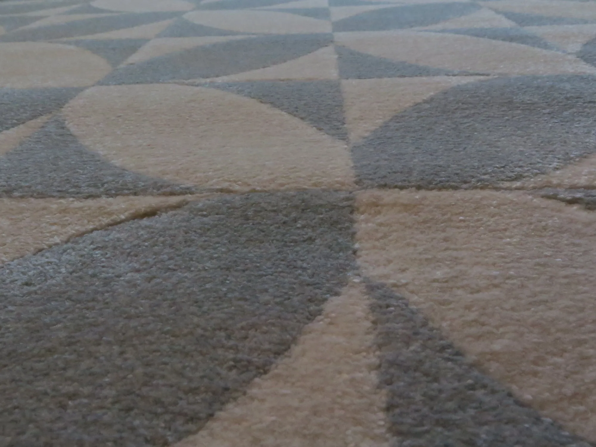 Kaleidescope Patterned 2 Tone Rug-Cream/Light Grey-Small