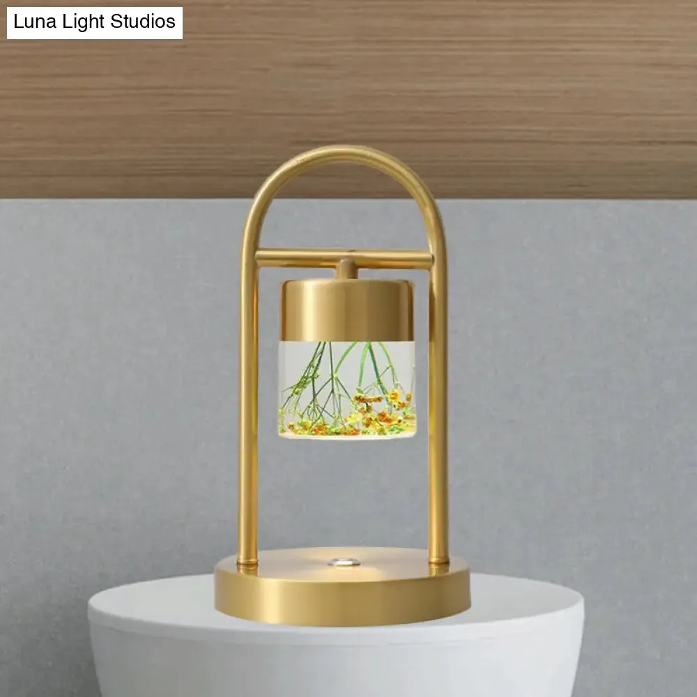 Nusakan - Simplicity Clear Glass LED Desk Light with U-Shaped Metal Frame - Gold