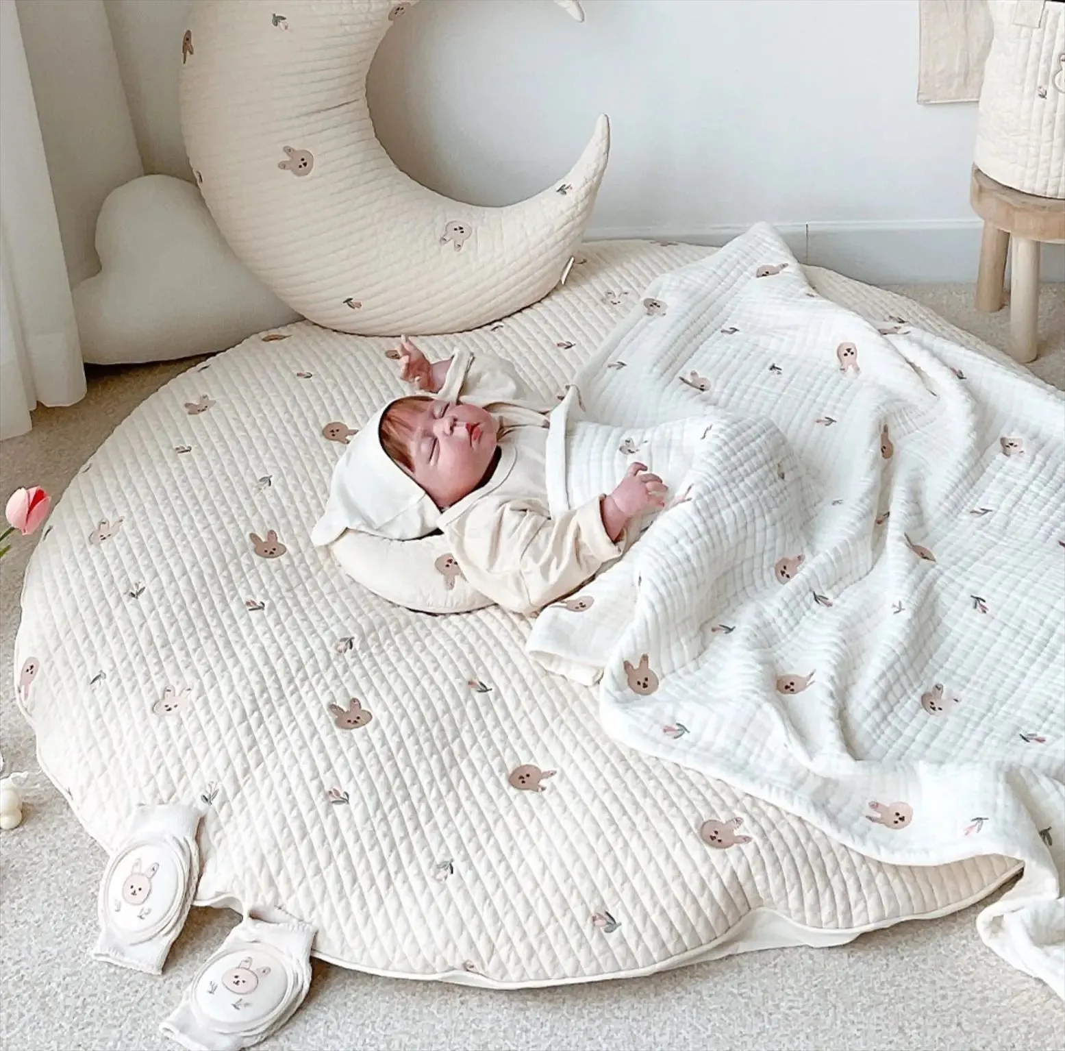 Removable Washable Rabbit Flower Embroidered Rug