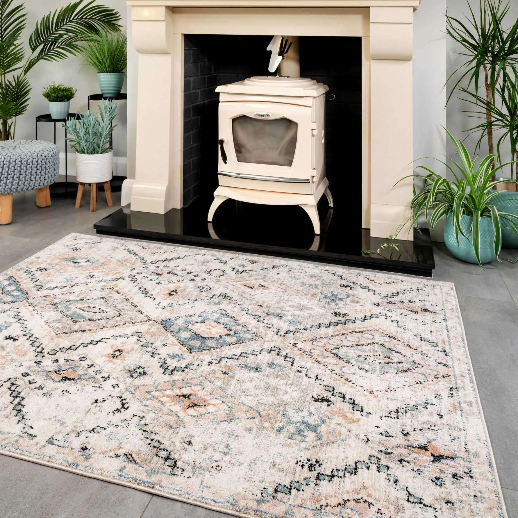 Soft Natural Blue Aztec Area Rug - Kemp
