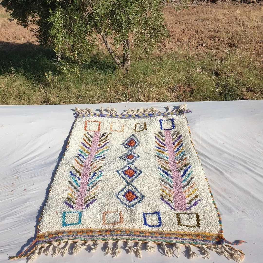 Tahisa | 3x5 White Moroccan Rug Beni Ourain Ultra Soft | 3'67x5'48 Ft | 112x167 cm