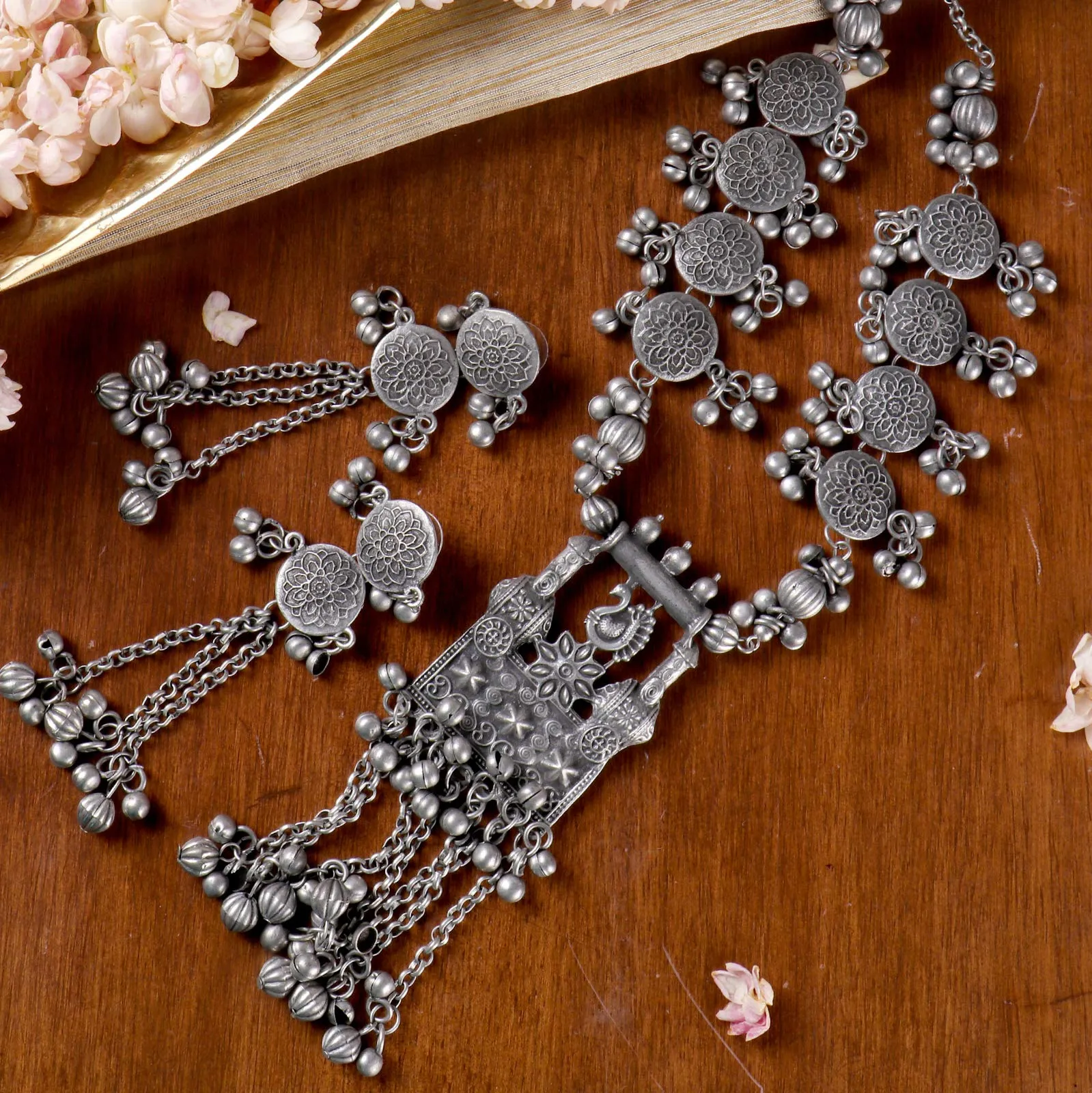TEEJH Akhila Silver Oxidised Floral Necklace Set For Women