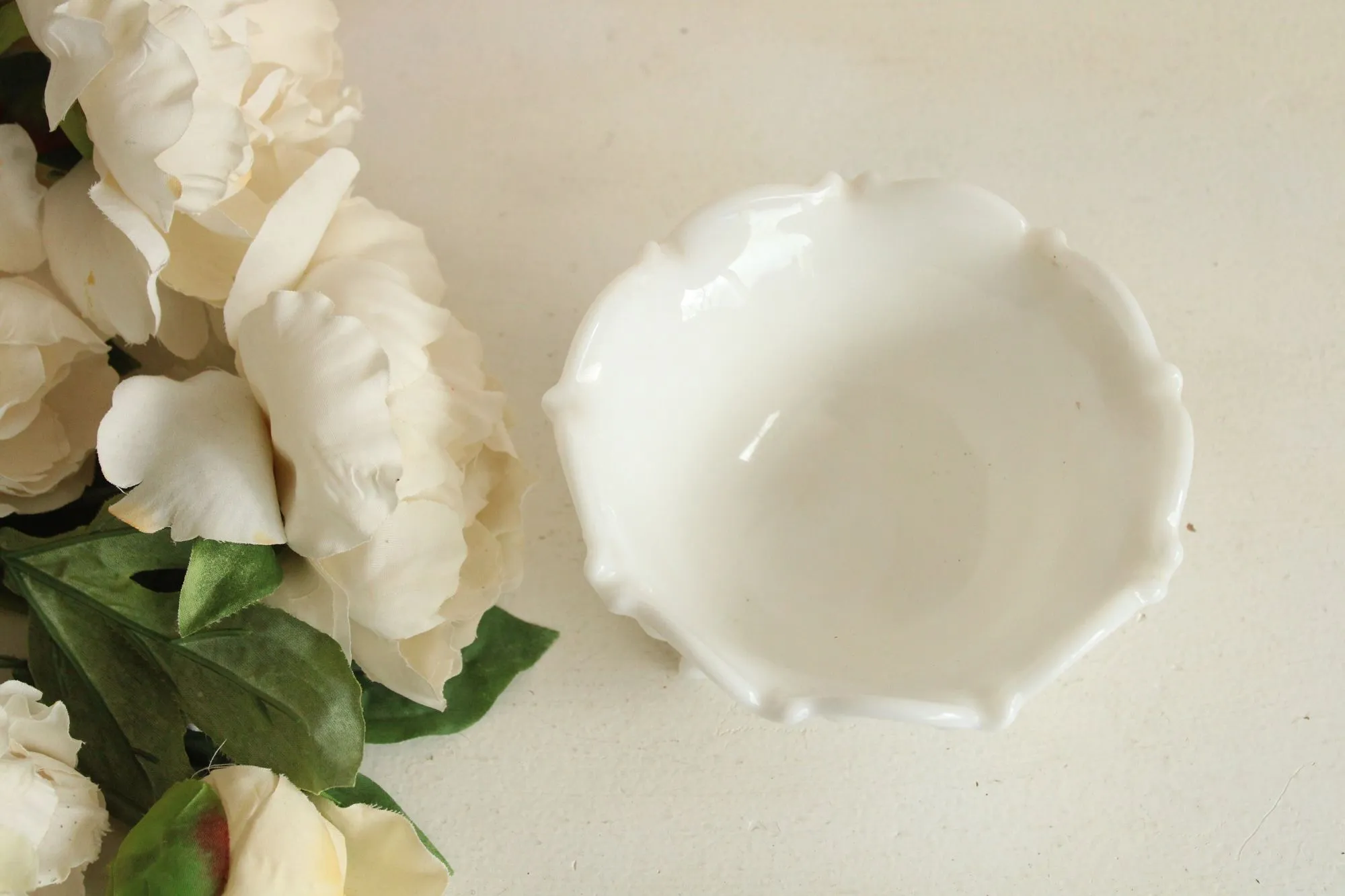 Vintage 1950s Hobnail Milk Glass Bowl