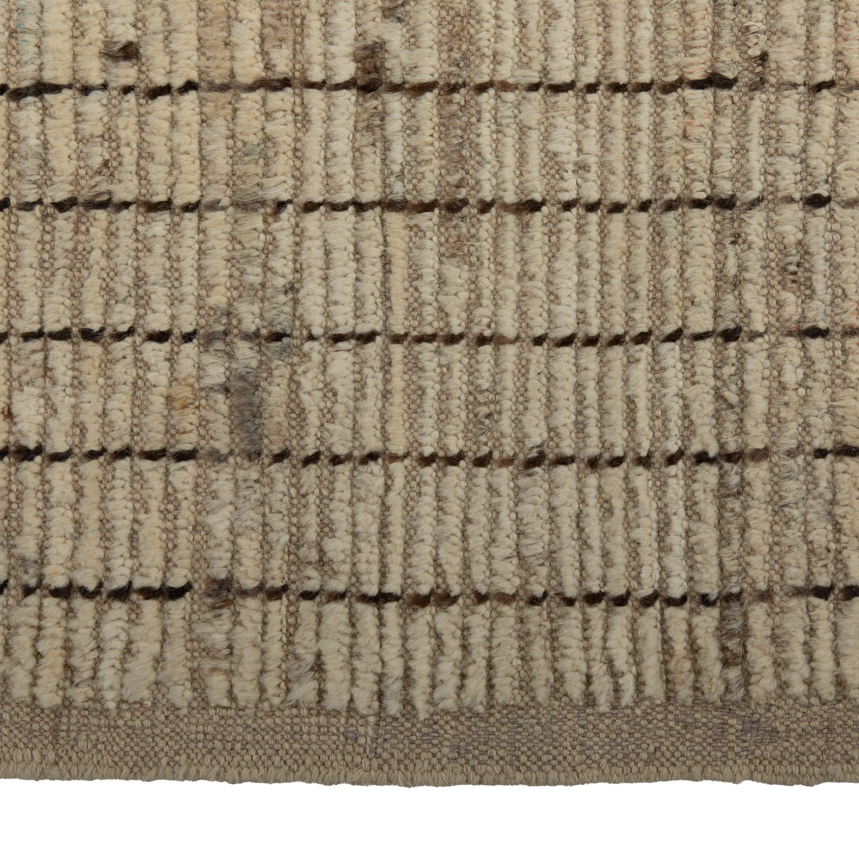 Zameen Patterned Modern Wool Rug - 3'7" x 11'10"